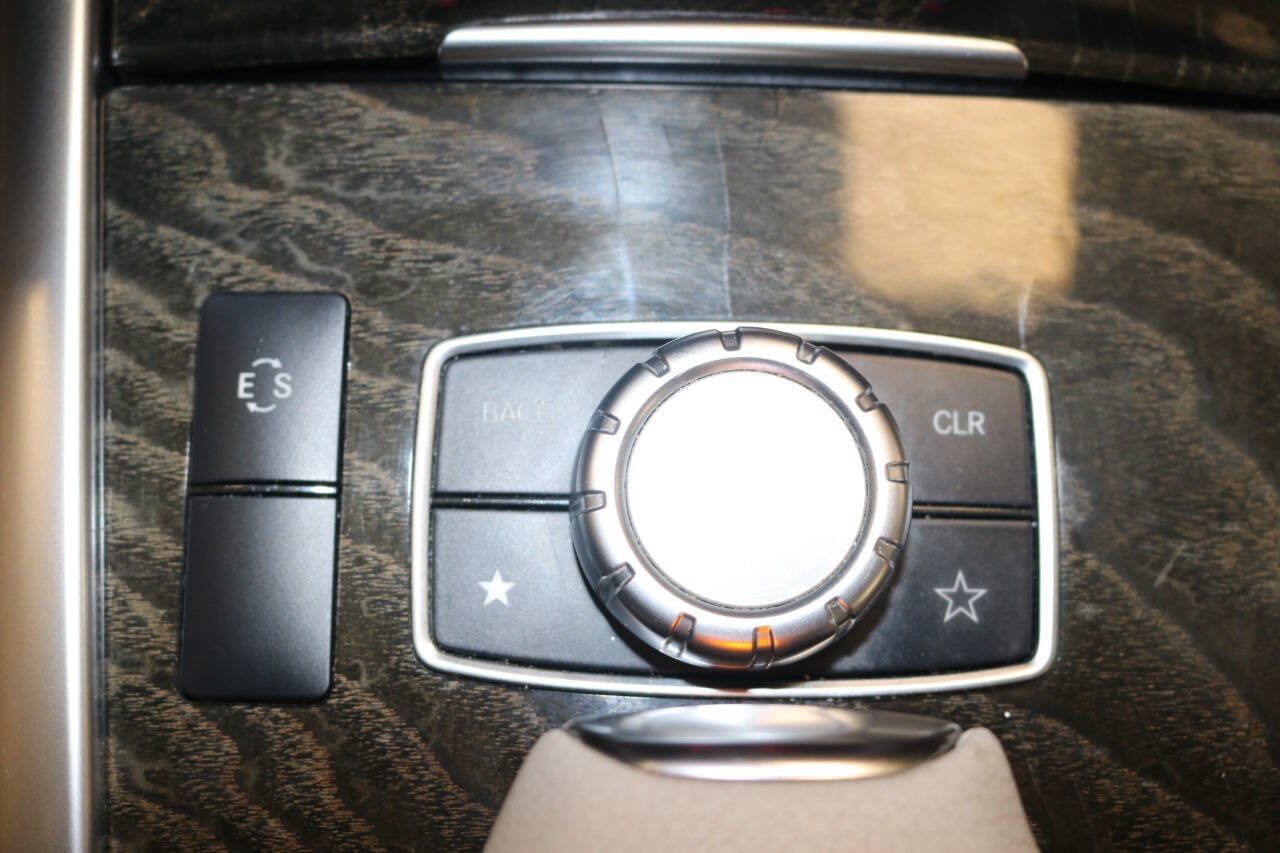Used 2015 Mercedes-Benz E 350 Sedan image 44
