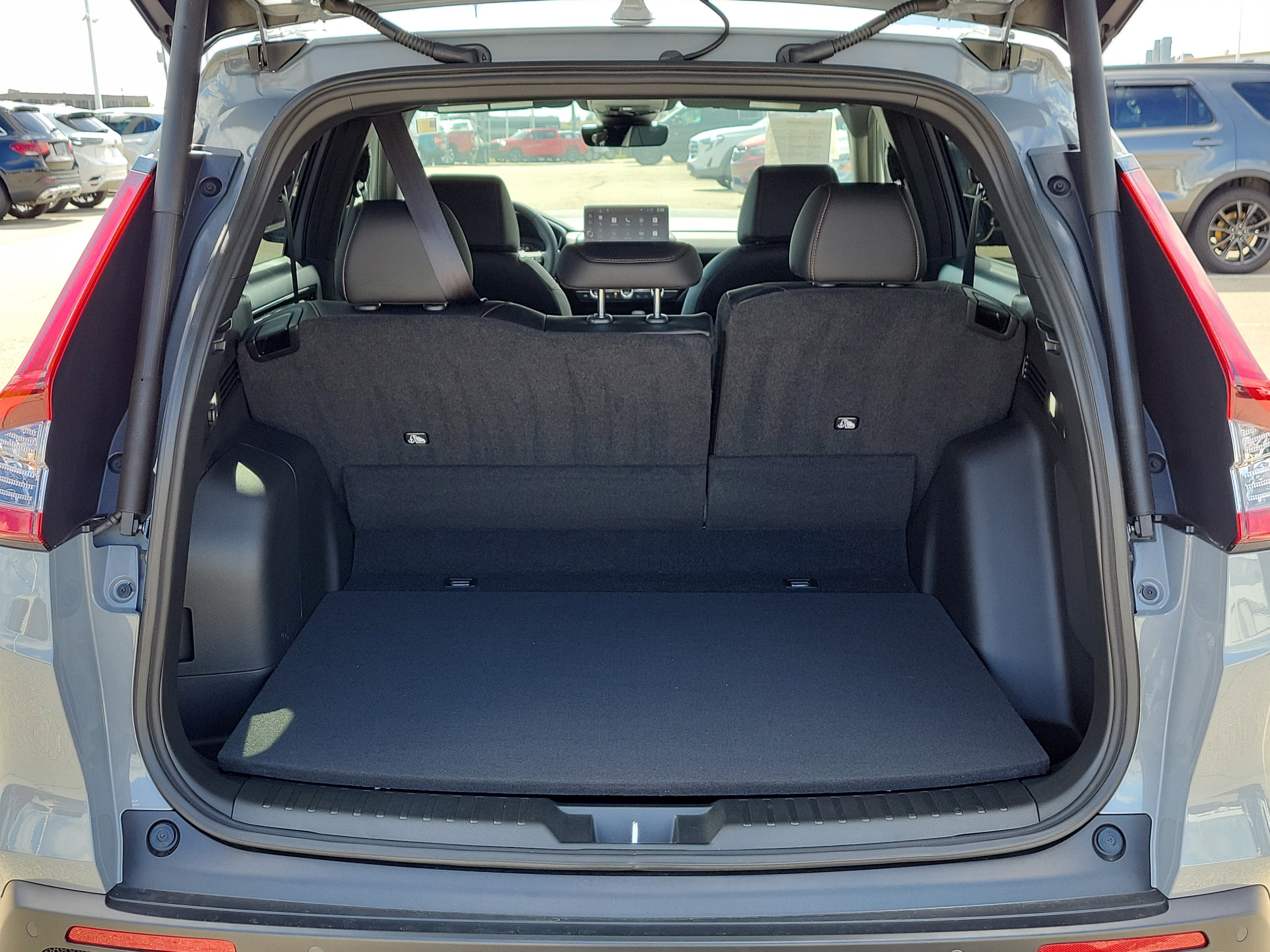 Used 2026 Honda CR-V Sport Touring image 8