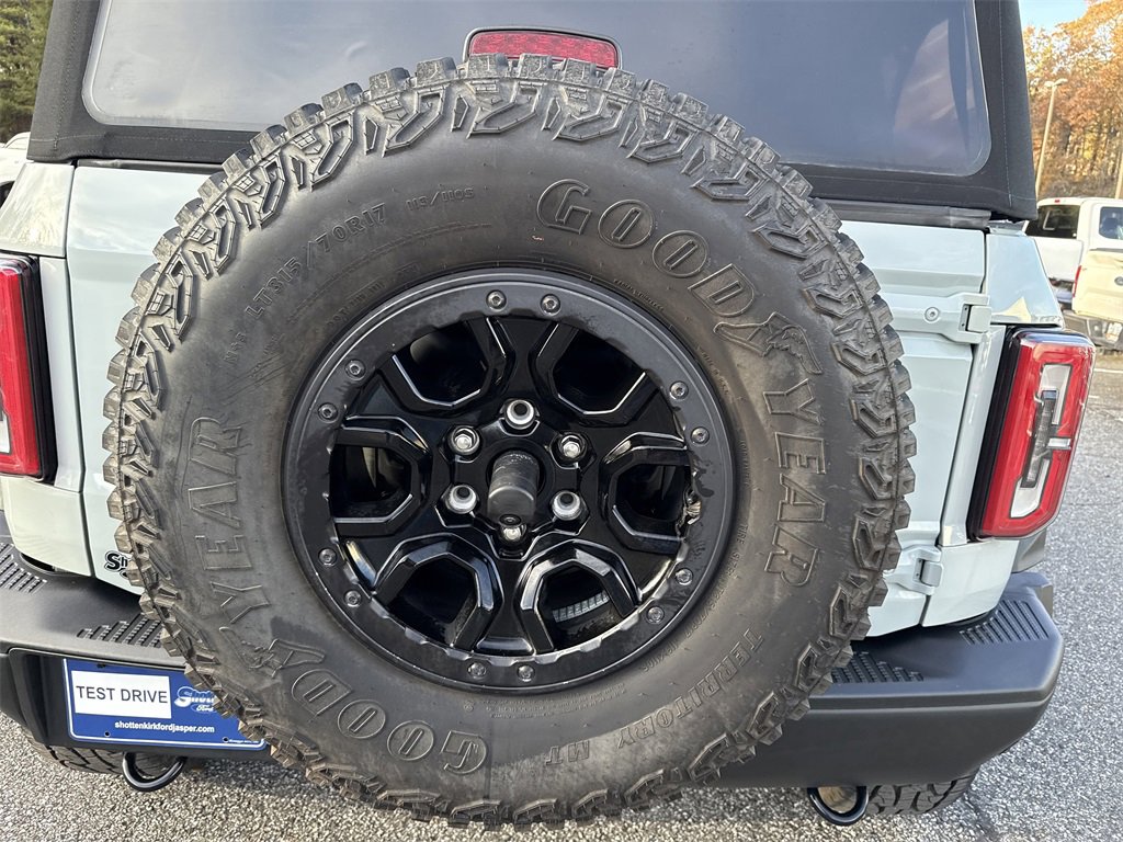 Used 2021 Ford Bronco Badlands image 19