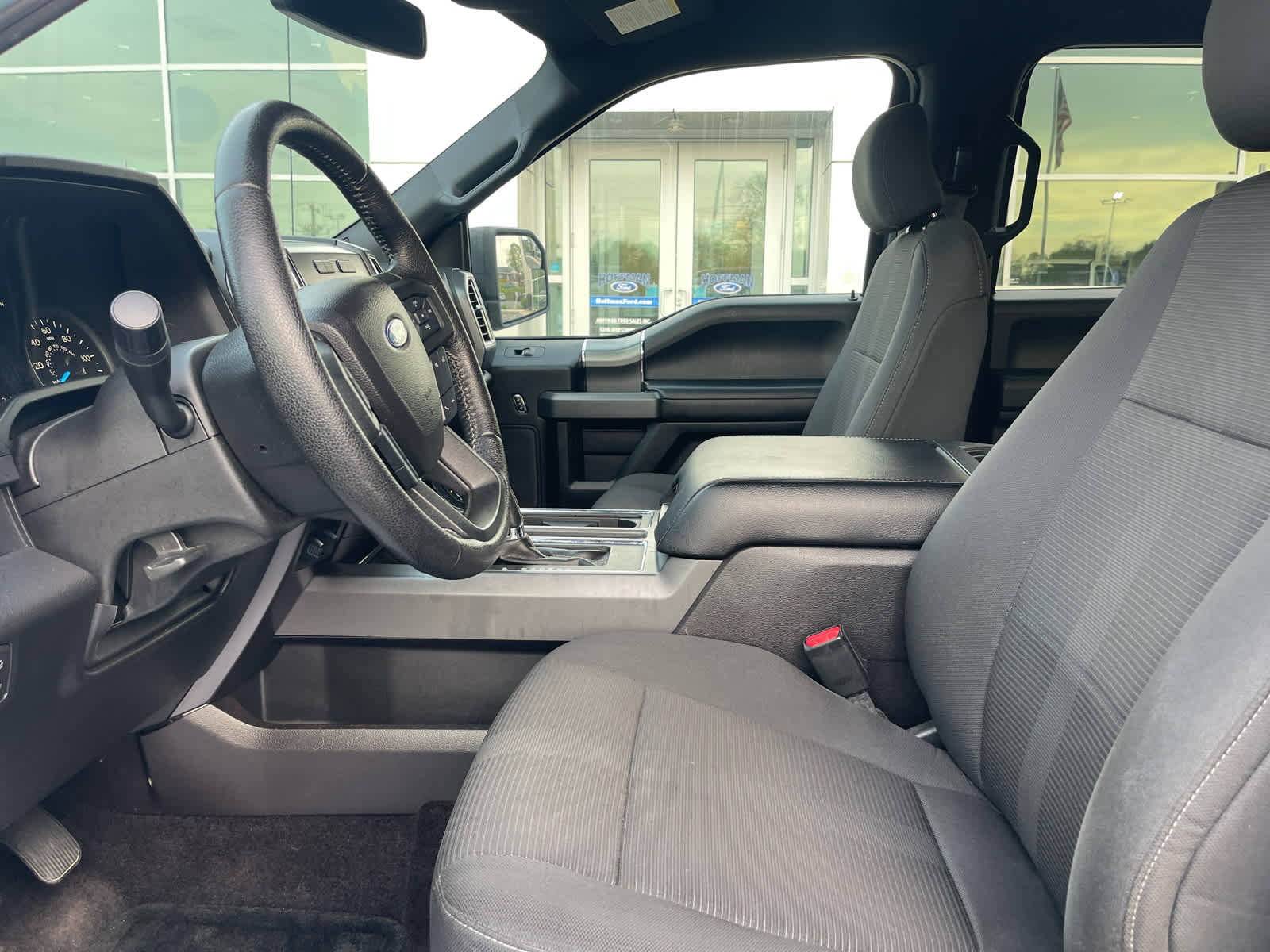 Used 2016 Ford F150 XLT w/ Equipment Group 302A Luxury image 10