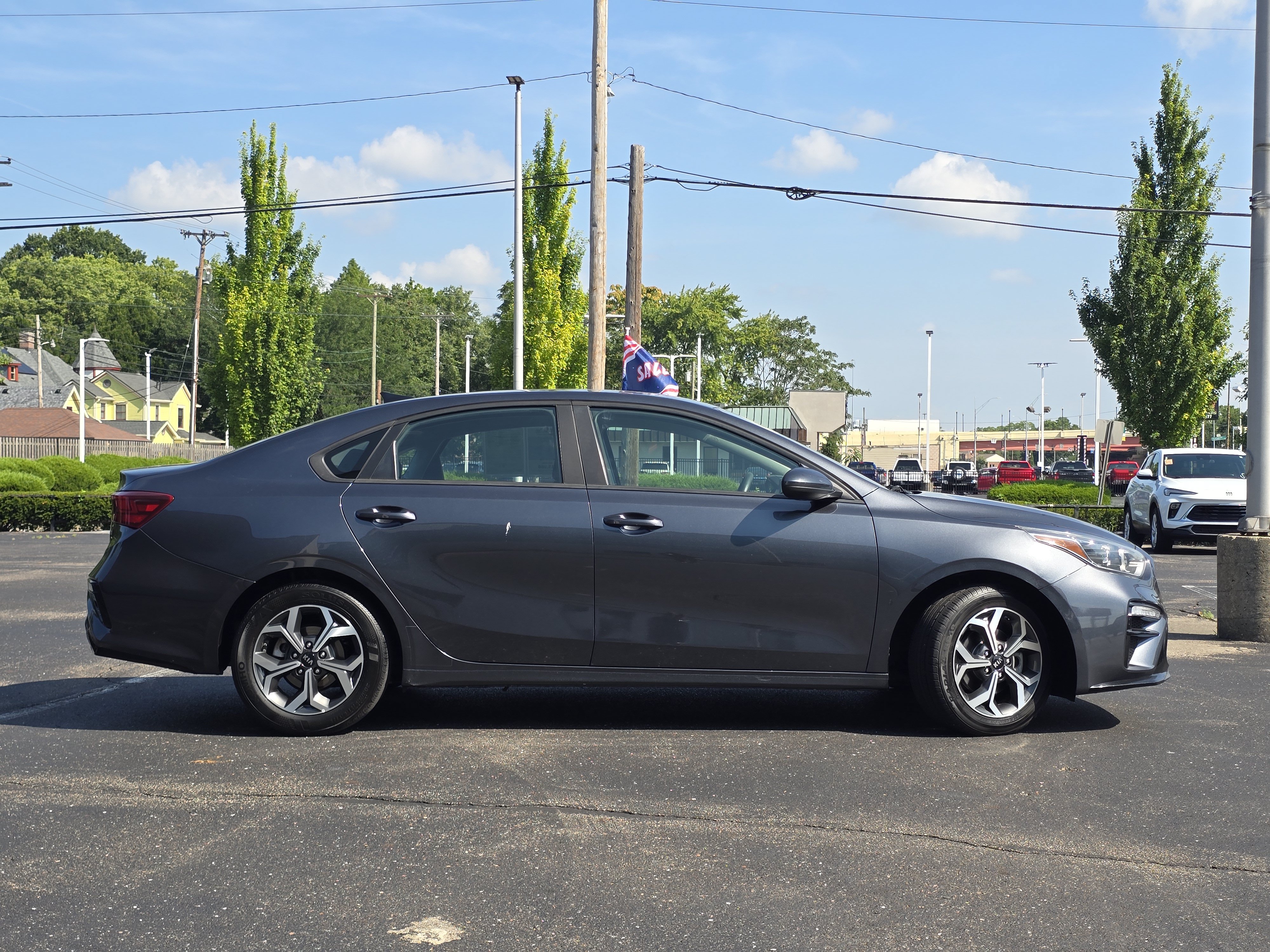 Used 2020 Kia Forte LXS FWD image 21
