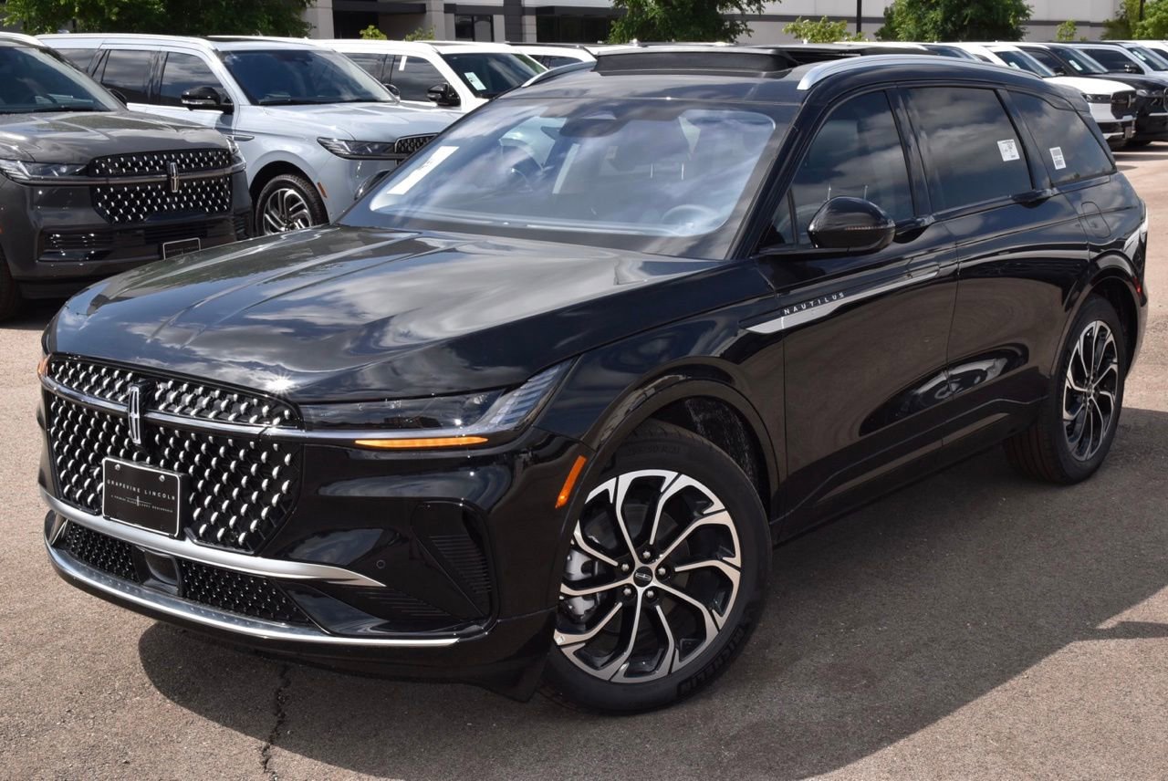 New 2026 Lincoln Nautilus Reserve AWD/4WD image 19