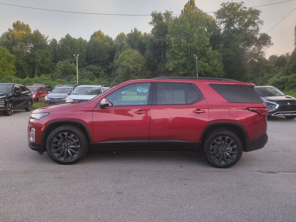 Used 2023 Chevrolet Traverse RS AWD/4WD image 8