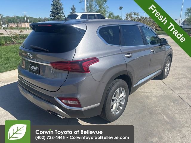 Used 2020 Hyundai Santa Fe SE FWD image 3