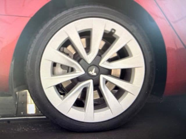 Used 2023 Tesla Model 3 Standard Range RWD image 9