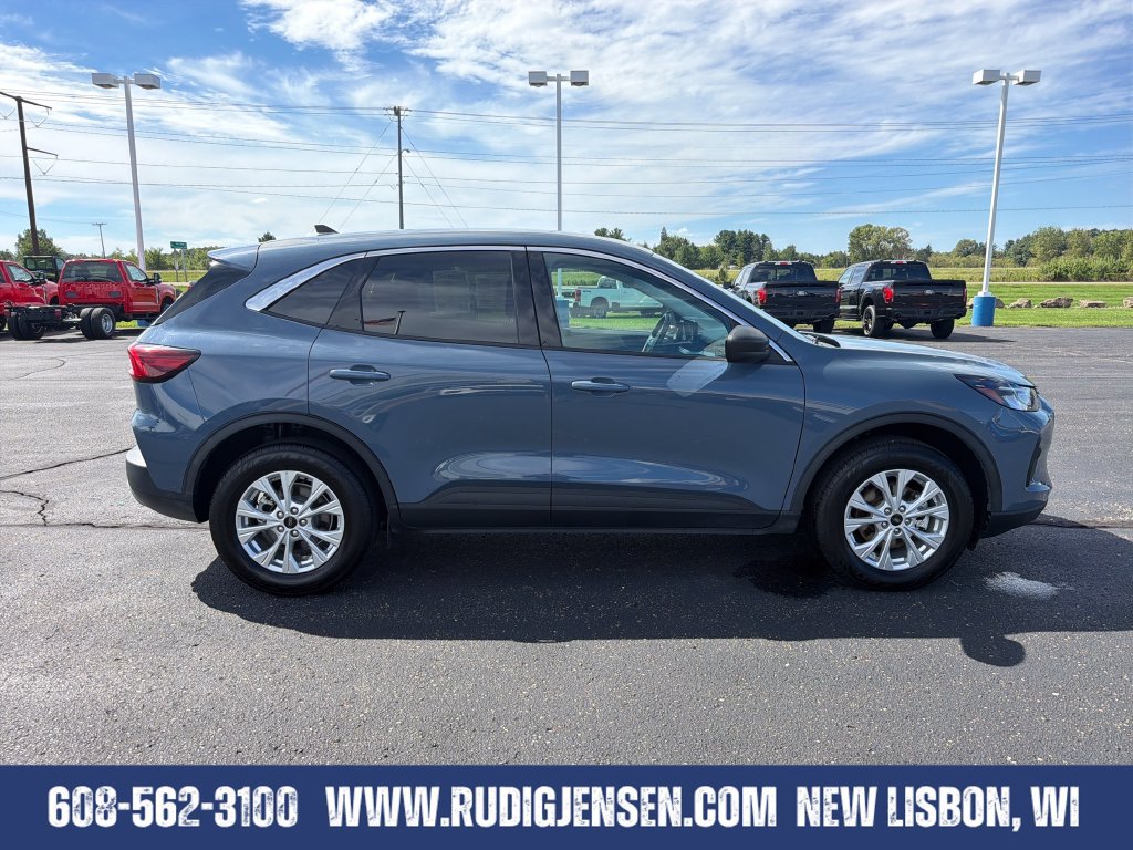 Used 2024 Ford Escape Active w/ Tech Pack #1 AWD/4WD image 6