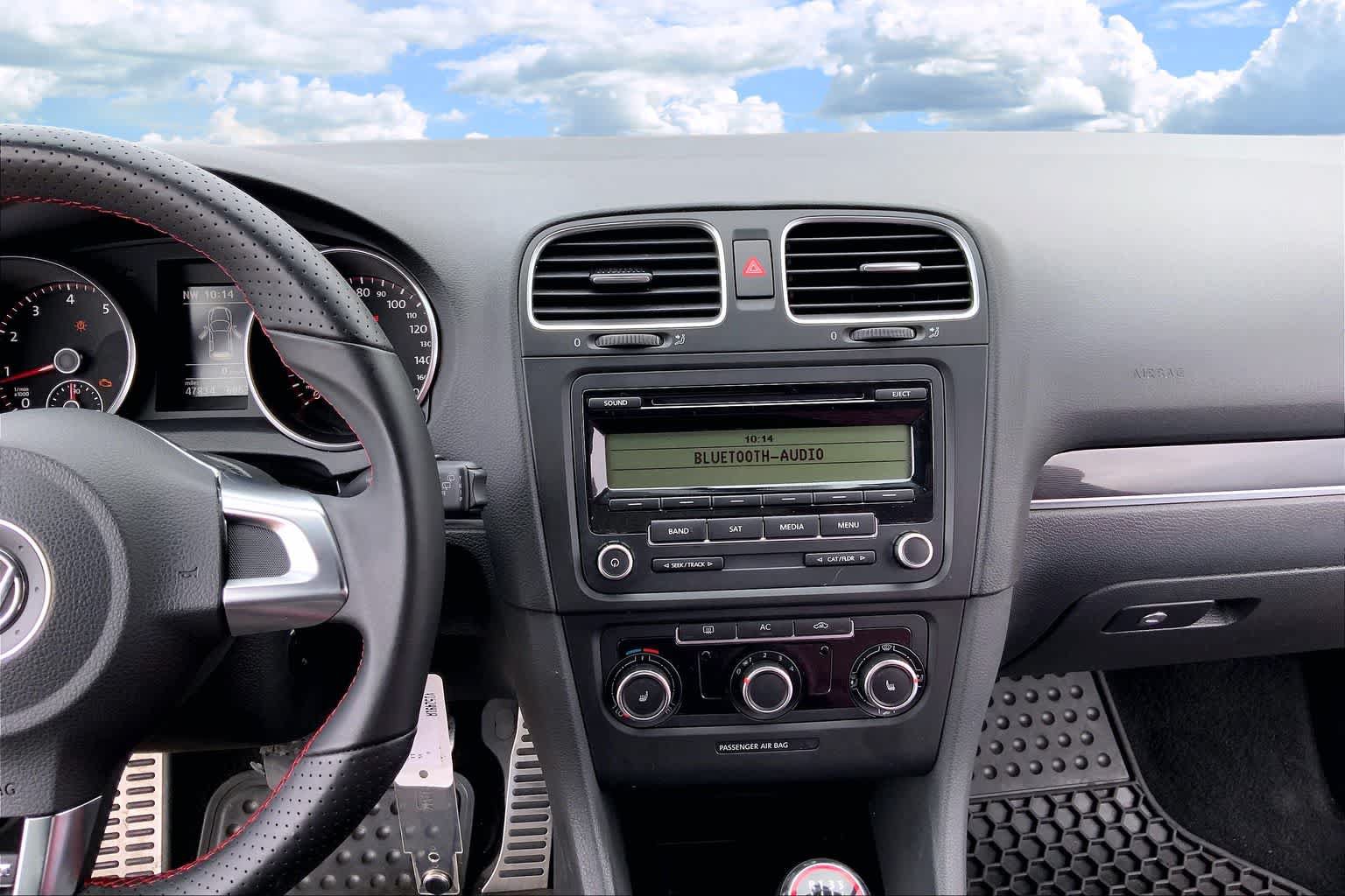 Used 2011 Volkswagen GTI 2-Door FWD image 14