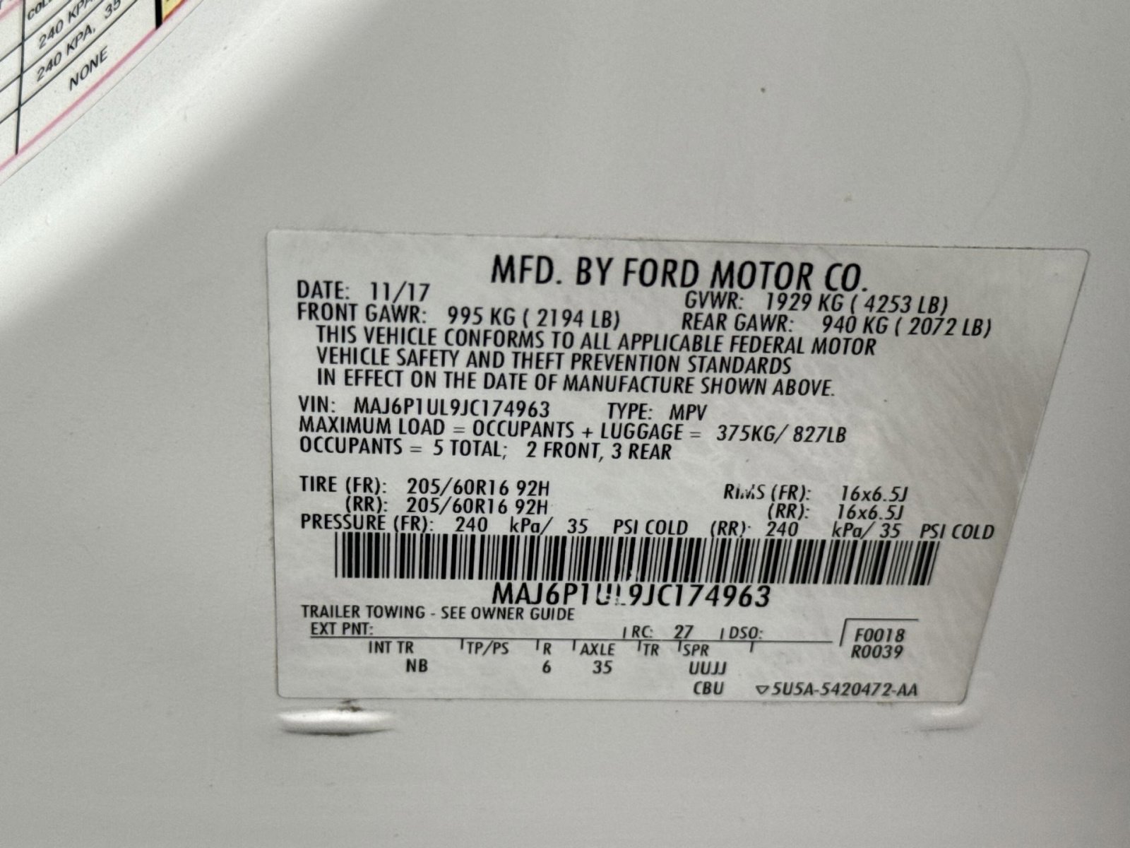 Used 2018 Ford EcoSport SE w/ SE Convenience Package image 28