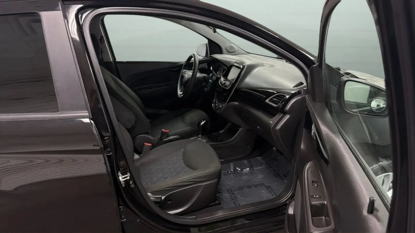 Used 2021 Chevrolet Spark LT FWD image 21