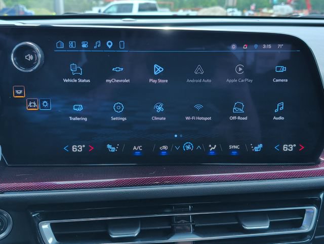 Used 2026 Chevrolet Traverse Z71 w/ LPO, Floor Liner Package AWD/4WD image 18