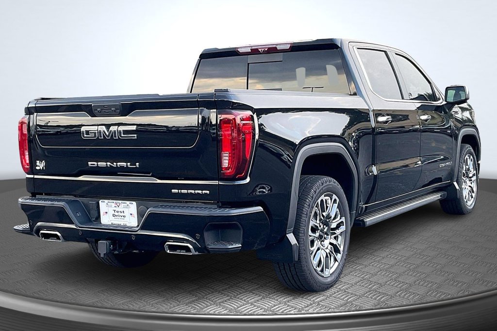 Used 2025 GMC Sierra 1500 Denali Ultimate AWD/4WD image 7