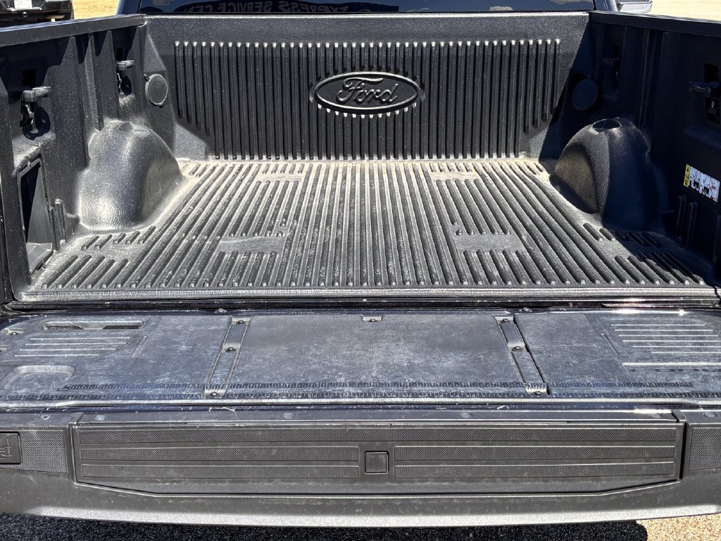 Used 2023 Ford F150 Lariat w/ Max Trailer Tow Package AWD/4WD image 29