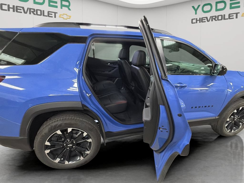 Used 2026 Chevrolet Equinox RS AWD/4WD image 35
