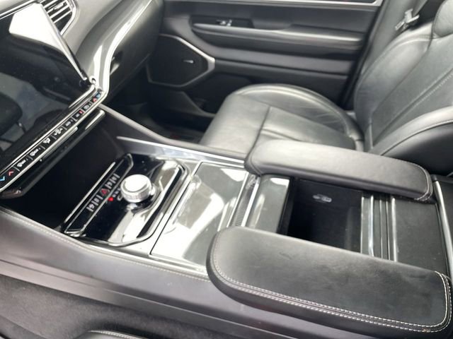 Used 2022 Jeep Wagoneer Series I RWD image 14