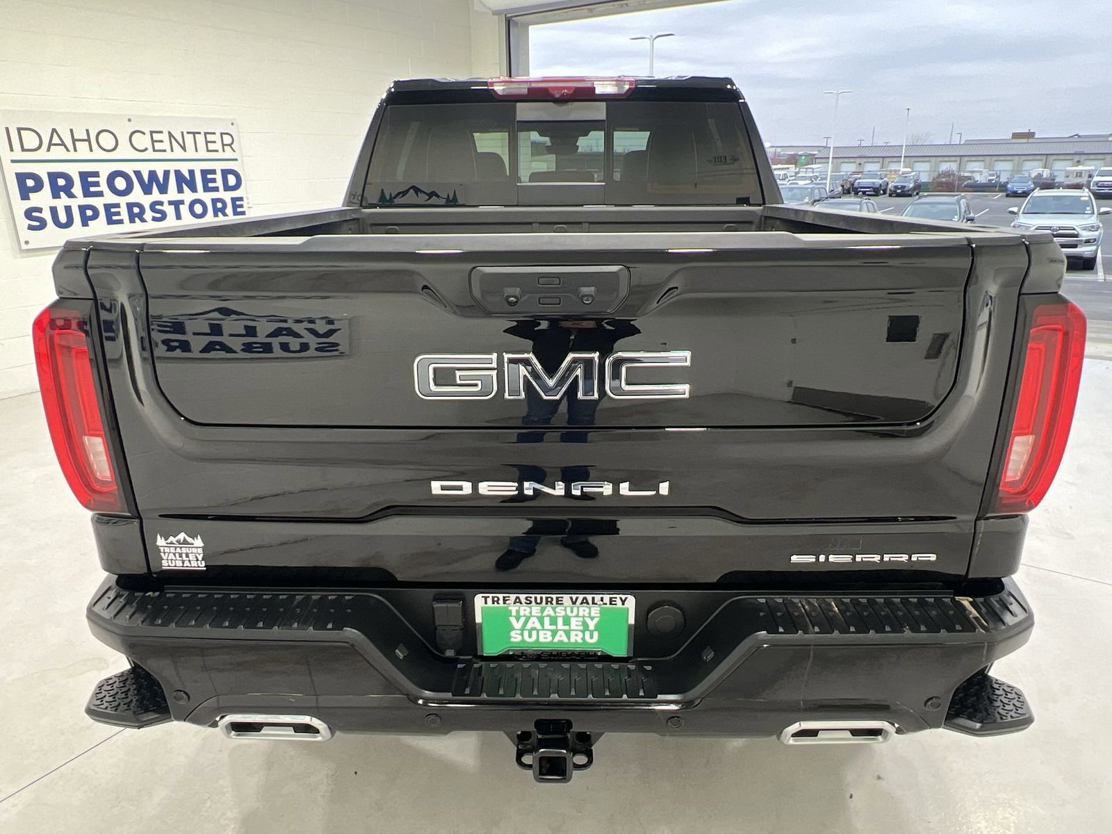 Used 2024 GMC Sierra 1500 Denali Ultimate AWD/4WD image 7