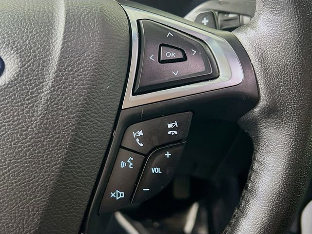 Used 2018 Ford Edge Titanium image 18