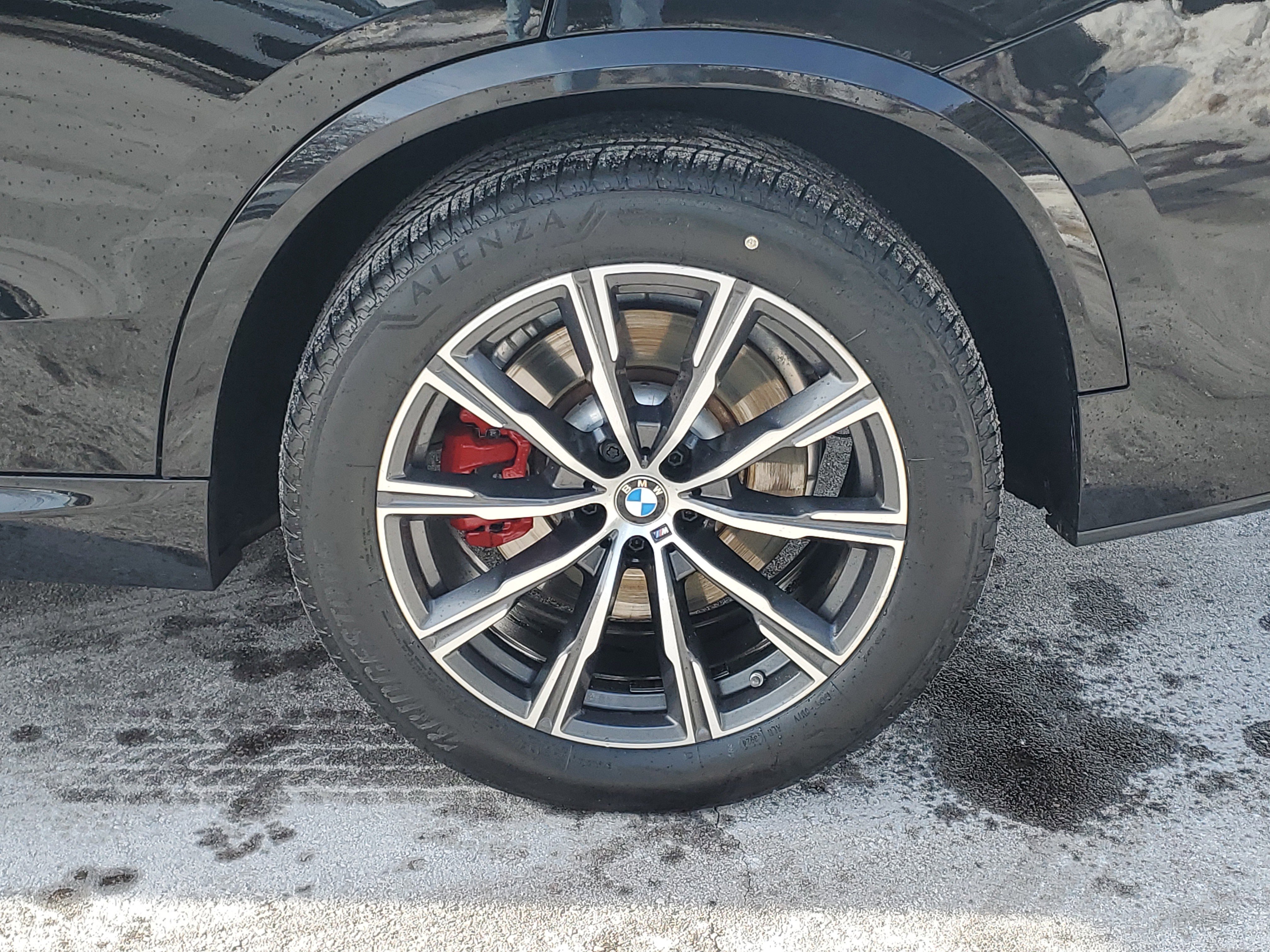 Certified 2025 BMW X5 M60i image 29