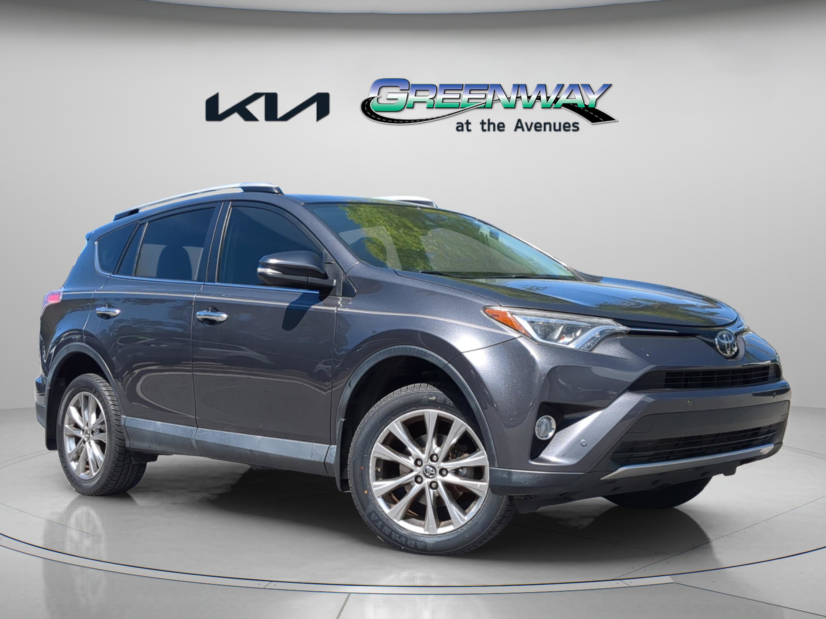Used 2016 Toyota RAV4 Limited FWD image 1