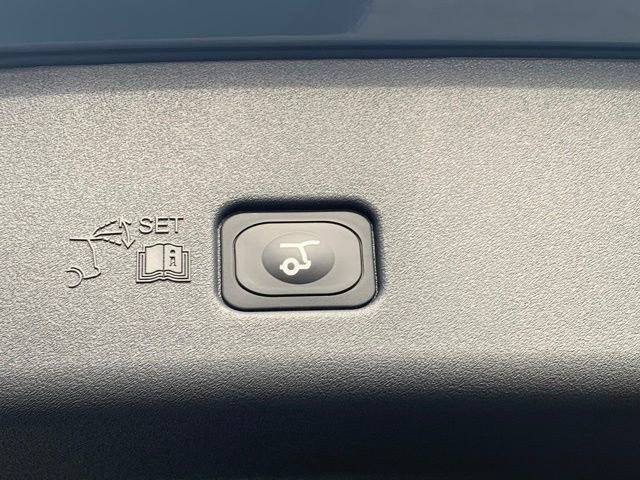 New 2026 Lincoln Nautilus Reserve image 6