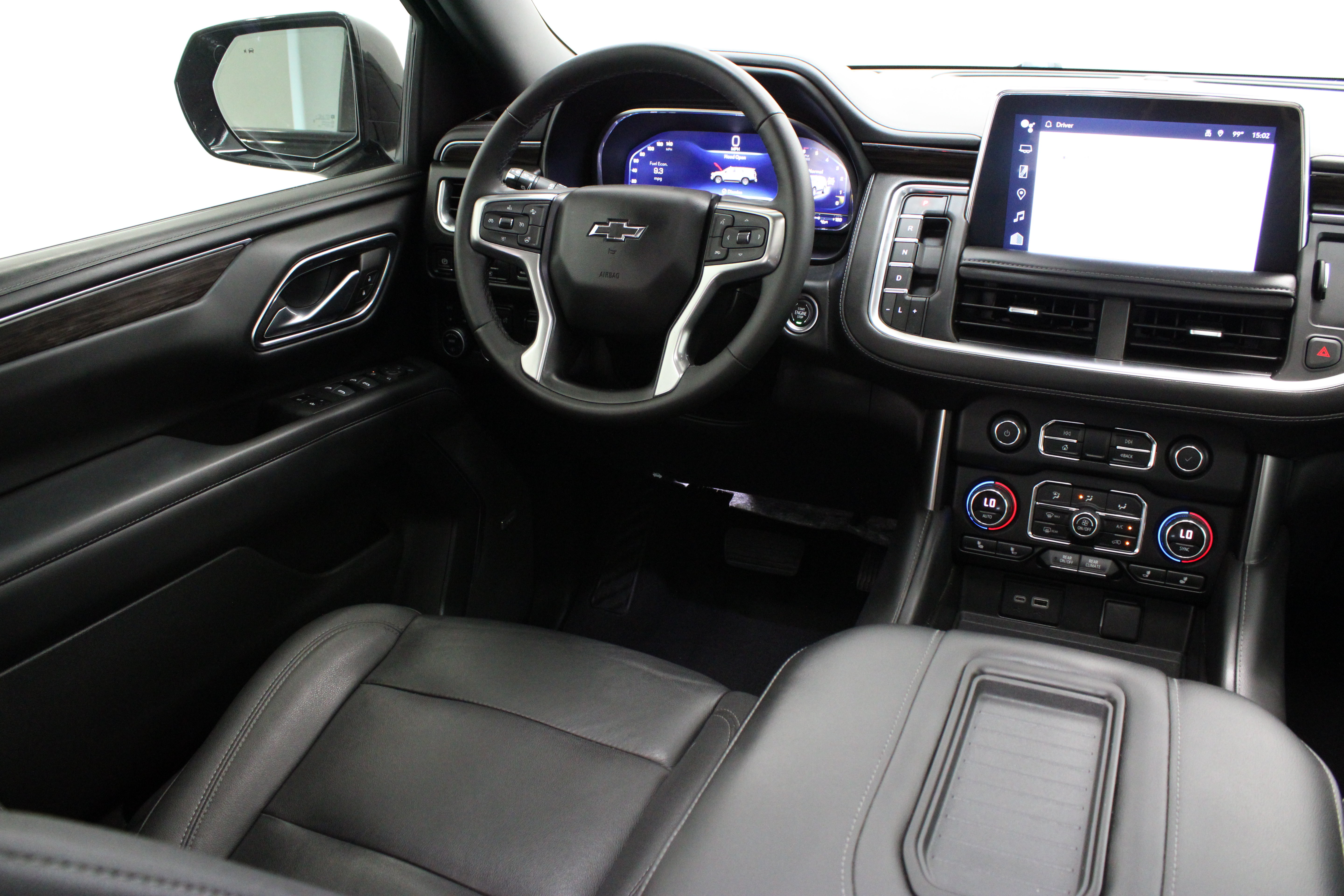 Used 2023 Chevrolet Tahoe Z71 w/ Z71 Off-Road Package AWD/4WD image 33