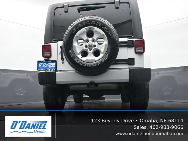 Used 2013 Jeep Wrangler Unlimited Sahara w/ Trailer Tow Group AWD/4WD image 11