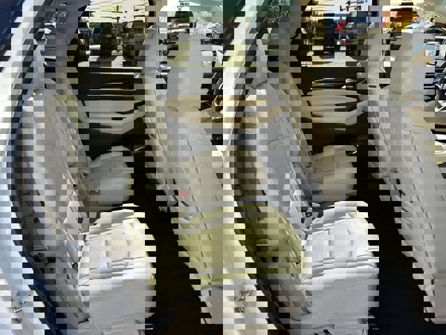 Used 2023 Buick Enclave Essence w/ Experience Buick Package image 10