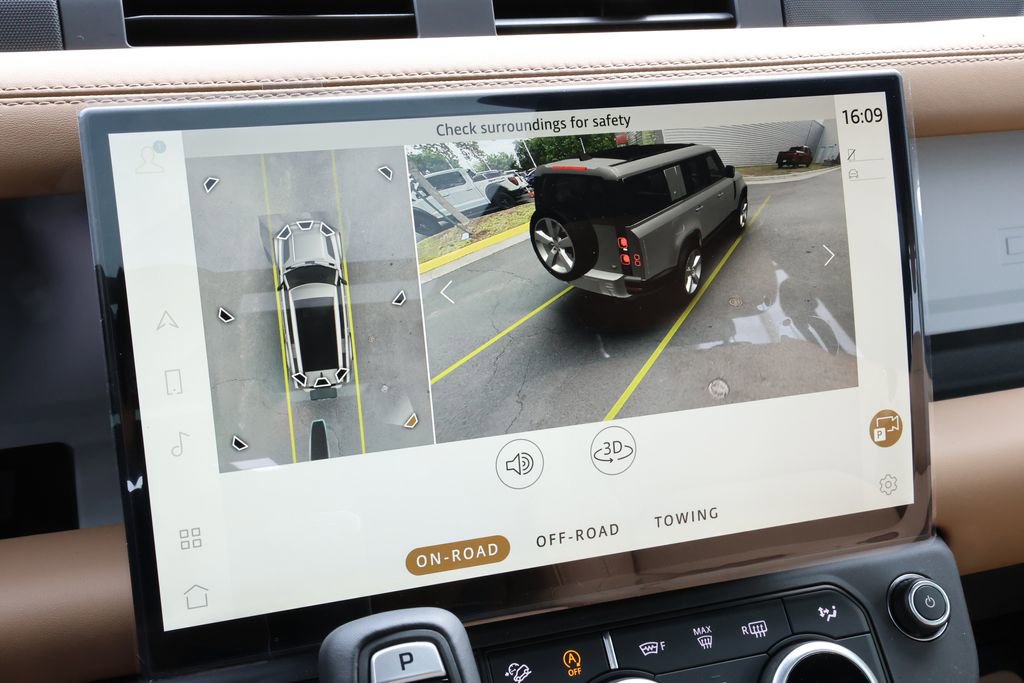 New 2026 Land Rover Defender 130 X-Dynamic SE AWD/4WD image 10