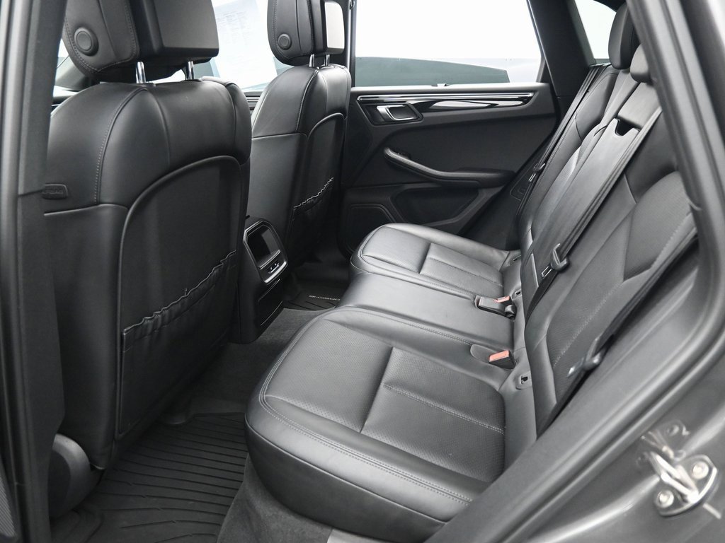 Used 2015 Porsche Macan S image 25