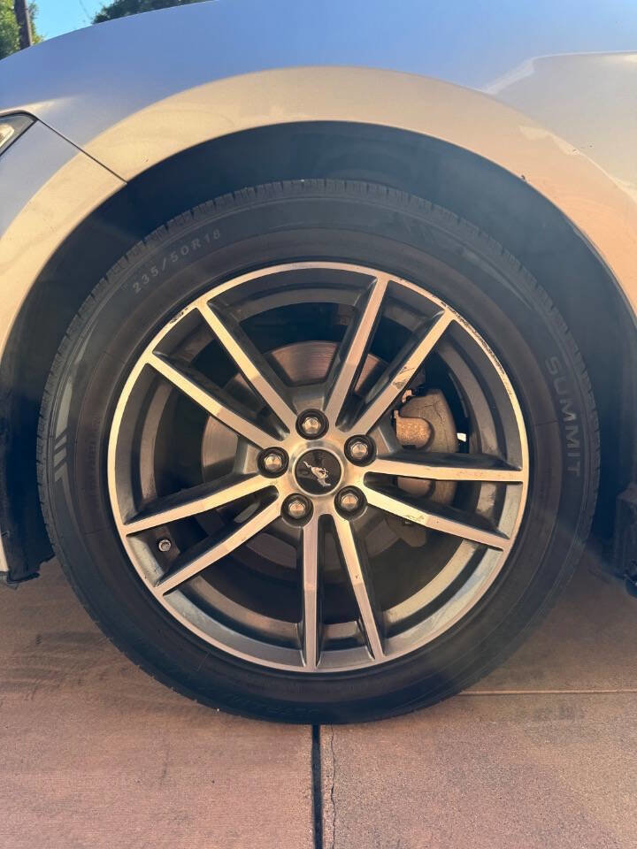 Used 2016 Ford Mustang Premium RWD image 18