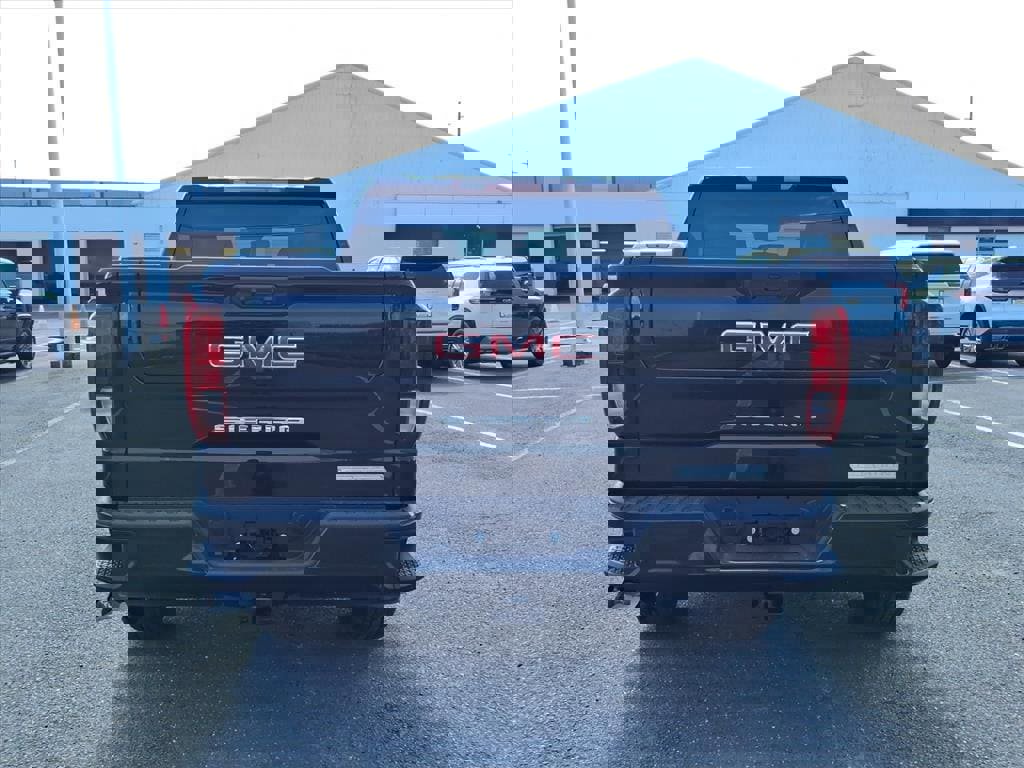 New 2026 GMC Sierra 1500 Elevation image 6