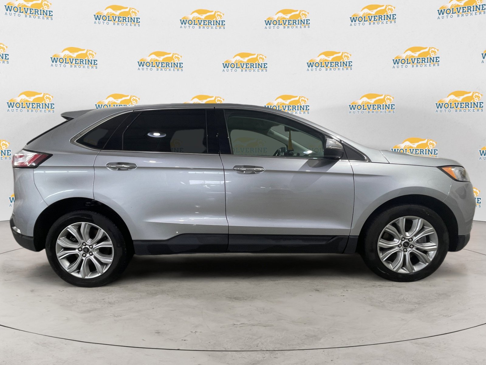 Used 2023 Ford Edge Titanium AWD/4WD image 6