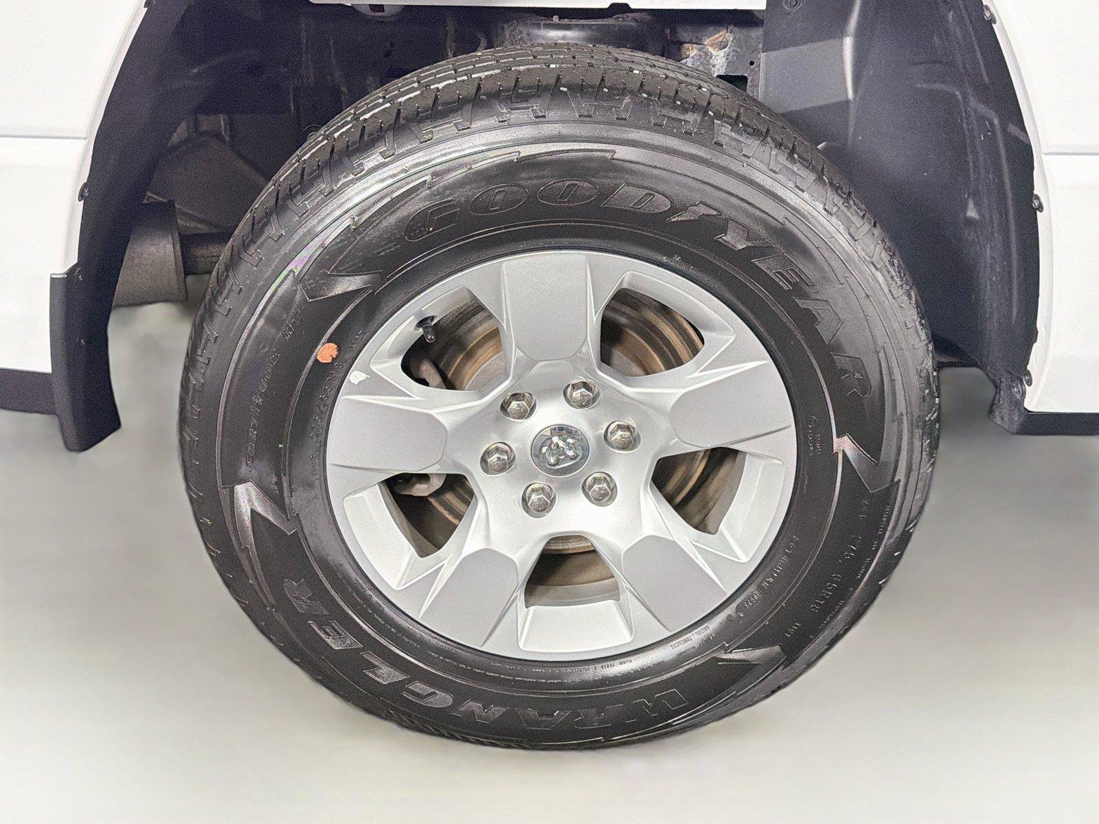 Used 2023 RAM 1500 Lone Star AWD/4WD image 34