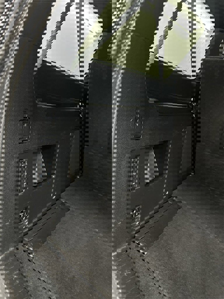 Used 2020 Ford Expedition Max Limited w/ Equipment Group 301A image 35