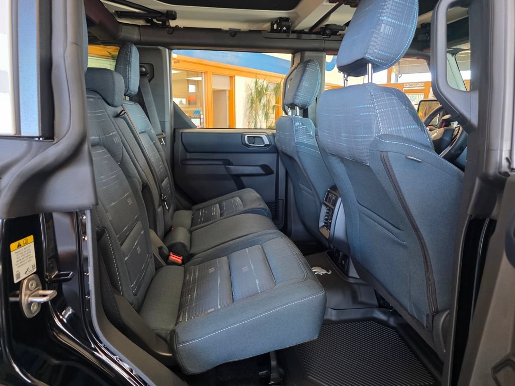 New 2025 Ford Bronco Heritage Edition AWD/4WD image 19