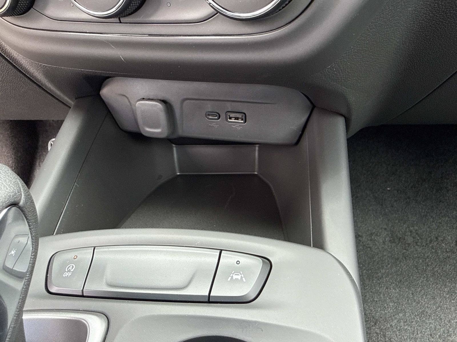 New 2026 Chevrolet Trax RS w/ Driver Confidence Package FWD image 26