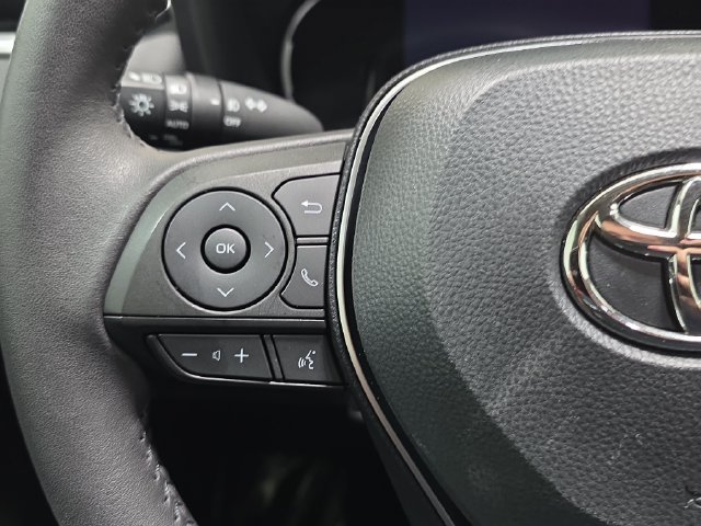 Used 2023 Toyota RAV4 XLE Premium FWD image 16
