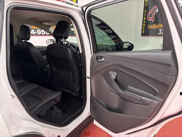 Used 2019 Ford Escape Titanium image 41