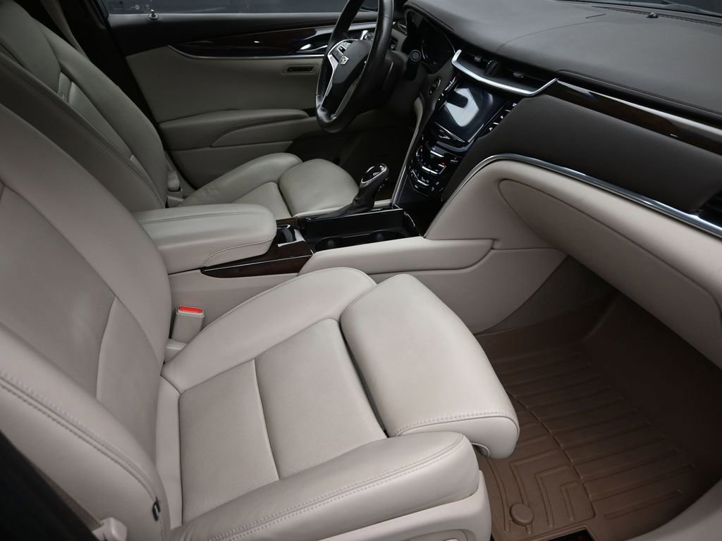 Used 2016 Cadillac XTS Premium FWD image 7