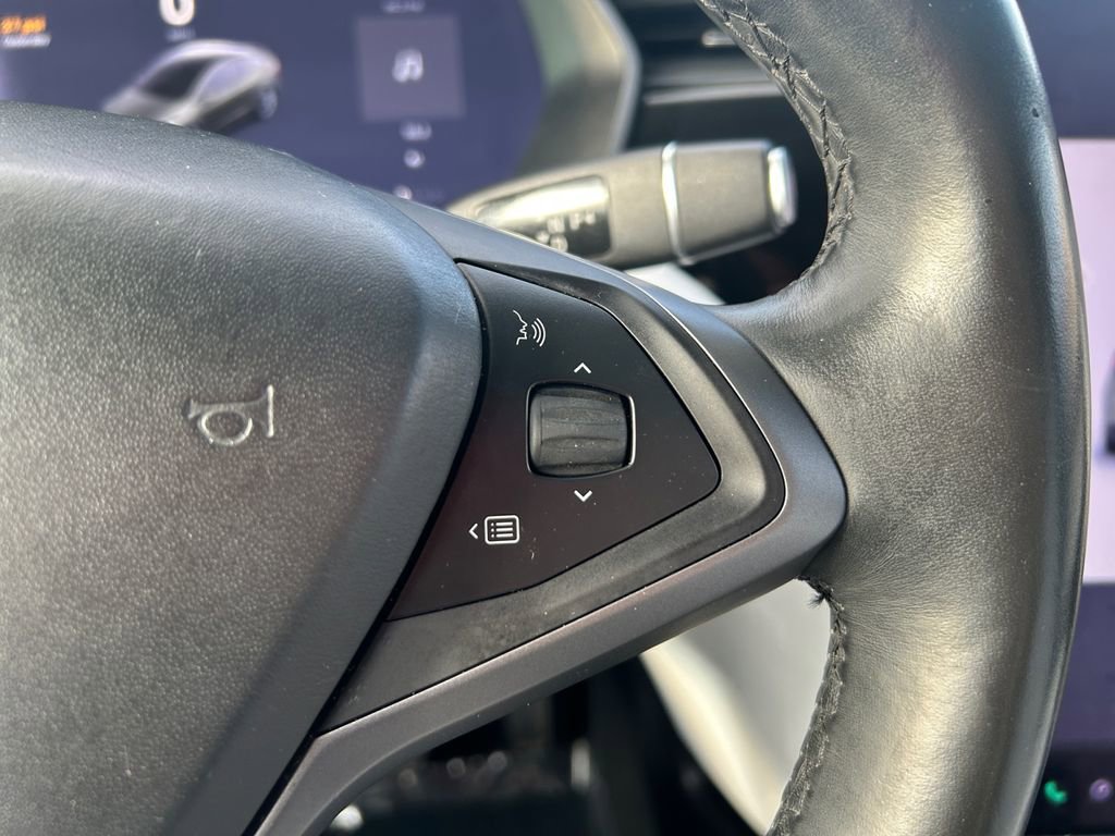 Used 2019 Tesla Model X Long Range image 21