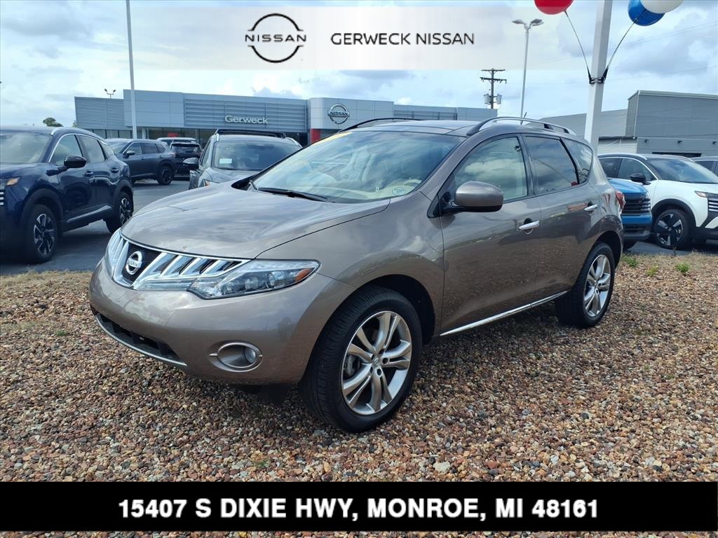 Used 2010 Nissan Murano LE w/ Navigation Pkg