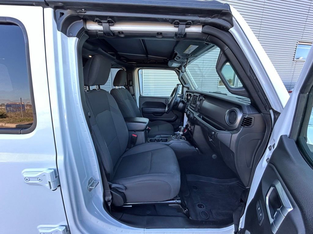 Used 2022 Jeep Wrangler Unlimited Sport image 37