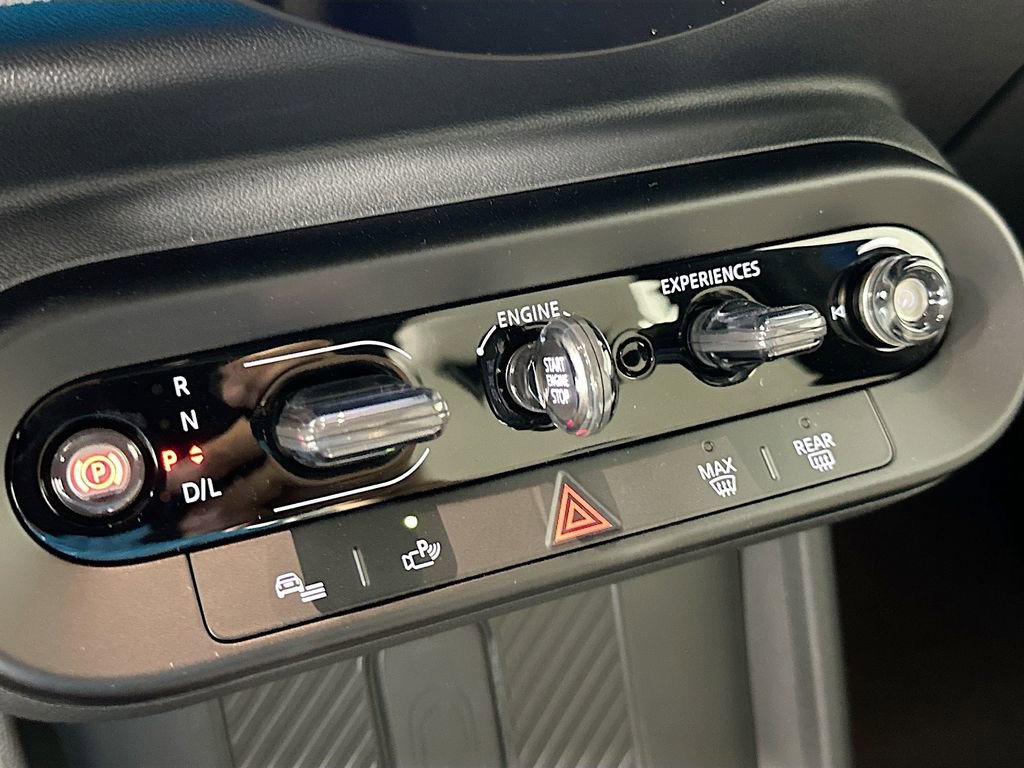 Certified 2025 MINI Cooper S image 15