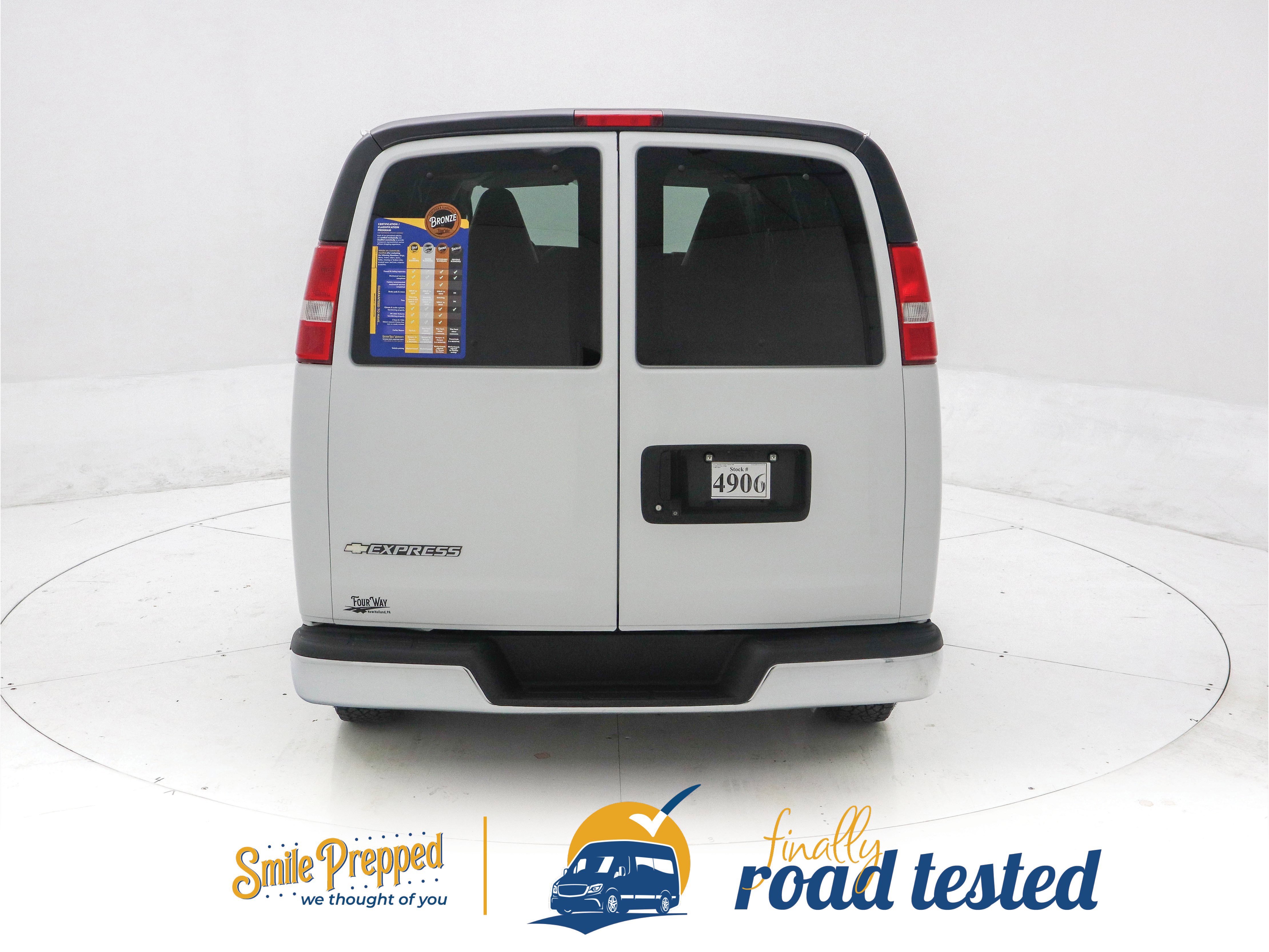 Used 2020 Chevrolet Express 3500 LT w/ LT Preferred Equipment Group image 5