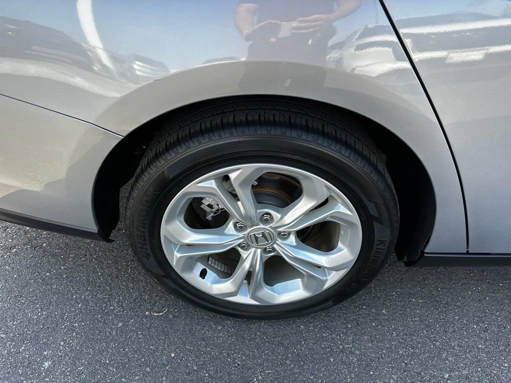 Used 2023 Honda Accord LX image 11