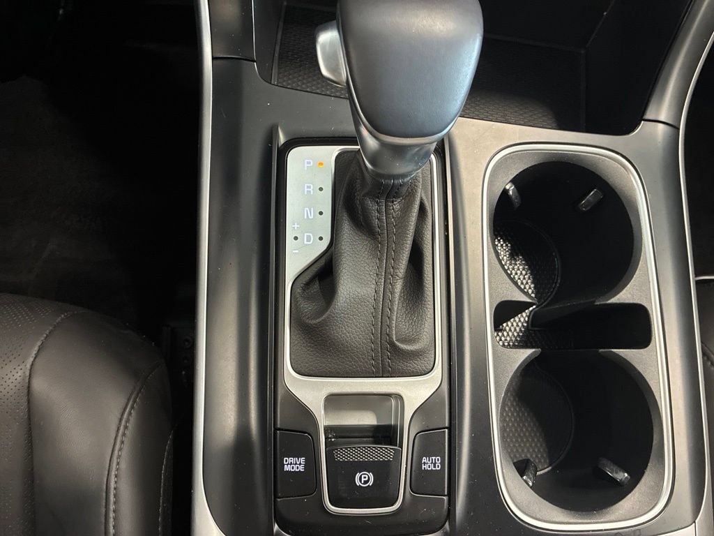 Certified 2024 Kia Carnival LX FWD image 31
