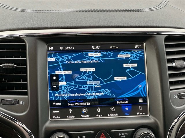 Used 2018 Jeep Grand Cherokee Overland image 3