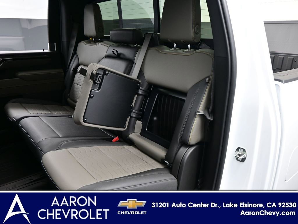 New 2026 Chevrolet Silverado 2500 ZR2 AWD/4WD image 16