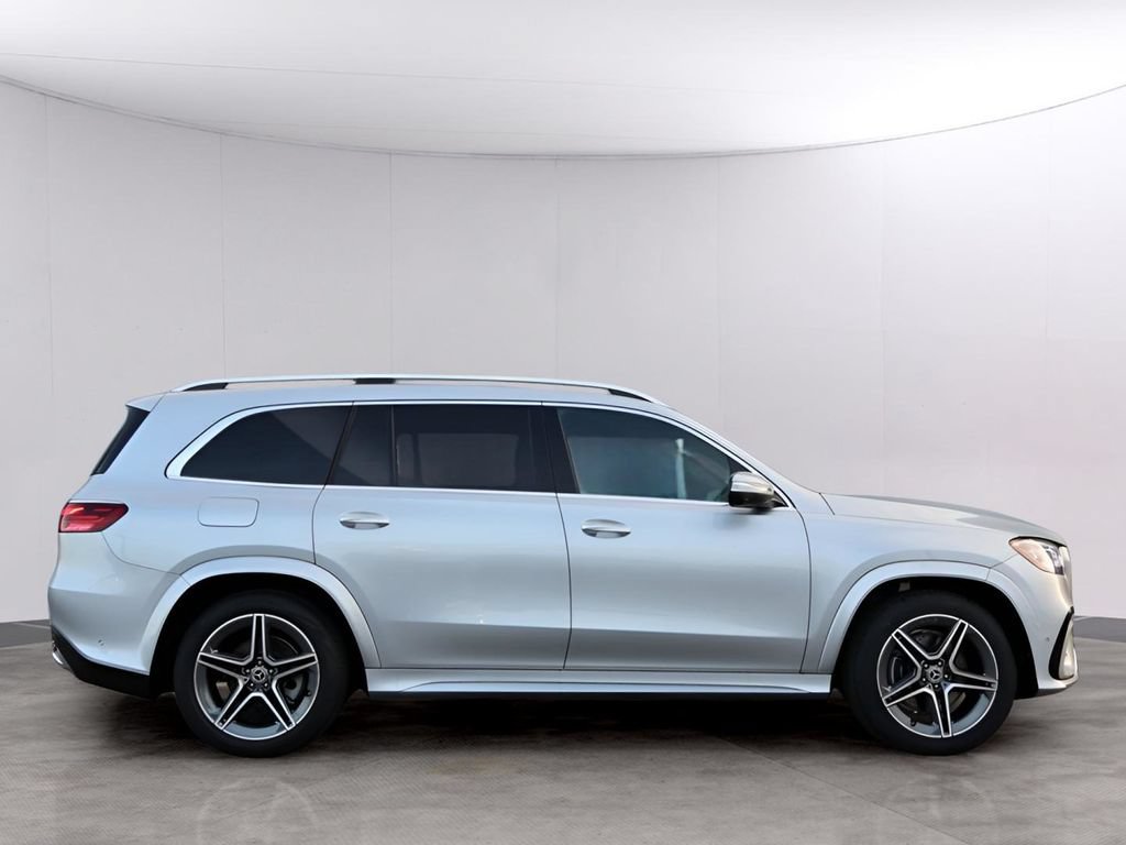 New 2025 Mercedes-Benz GLS 450 4MATIC image 4