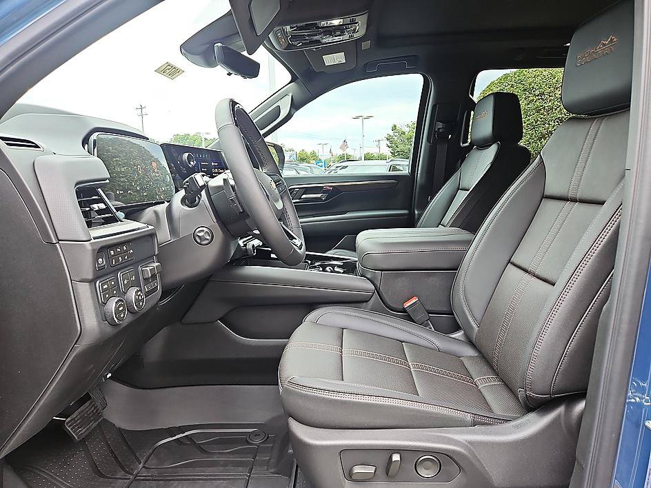 New 2026 Chevrolet Tahoe High Country AWD/4WD image 9