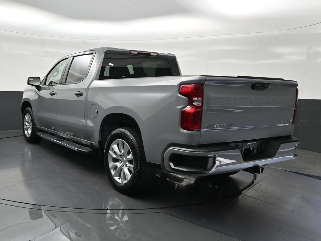 Used 2024 Chevrolet Silverado 1500 Custom RWD image 3